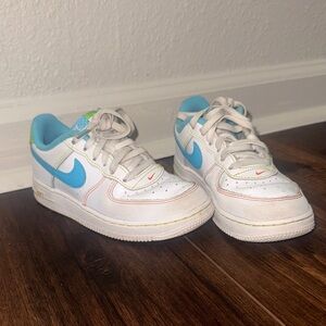 Nike White Sneakers with Blue Highlights